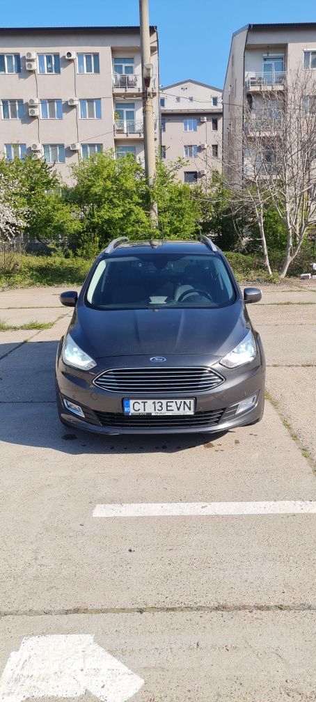 Ford Grand C Max 7 locuri