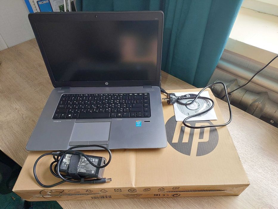 Ноутбук HP с большим экраном