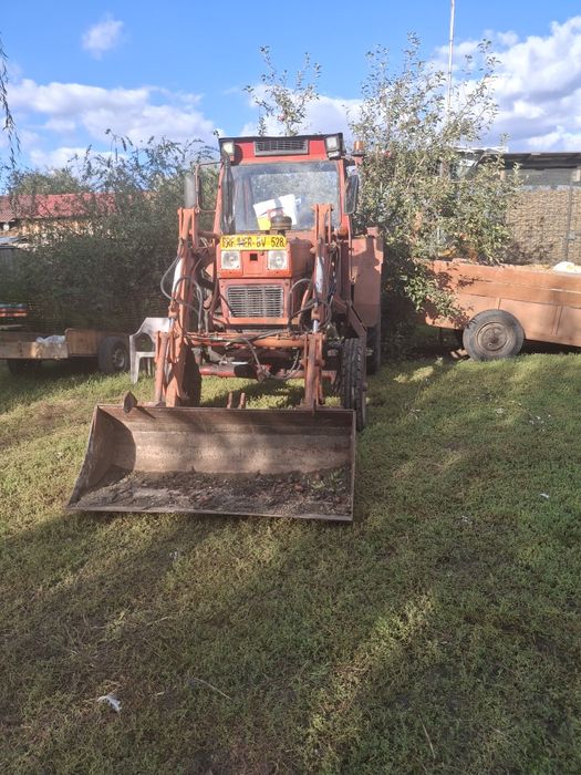 Vand U 650 cu încărcător  frontal