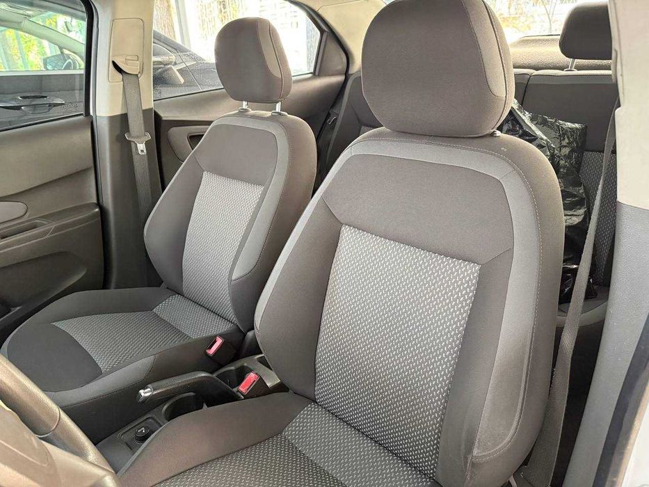 Автомобиль Cobalt 2013год