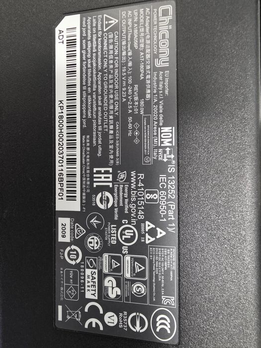 Procesor, rami, carcase, display laptop