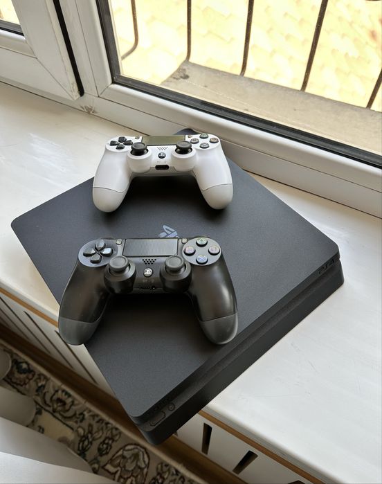 PlayStation 4 Slim 1TB 2 Джойстик