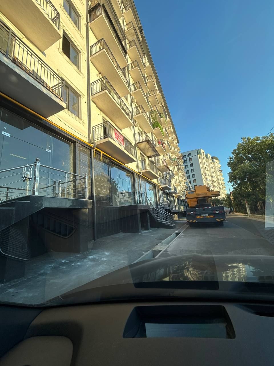 Продам квартиру. Ул.А.Кахара евро 2/5/7.кирпич 85м2