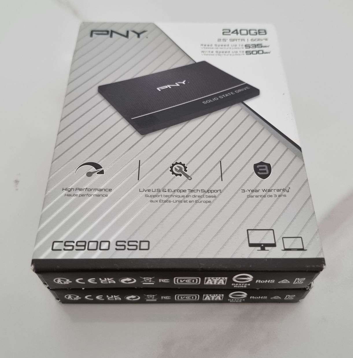 Hard disk extern PNY 240 GB  pentru laptop sau PC Nou Sigilat