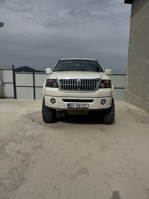 Lincoln mark lt V8 by ford f150