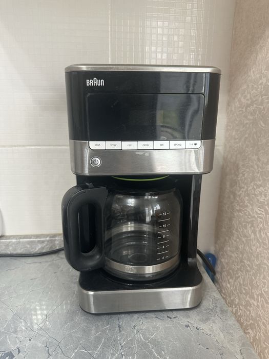Кофеварка braun (браун) почти новая+подарок фильры