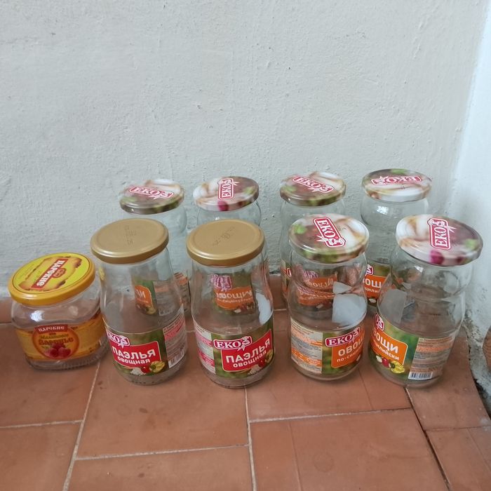 Отдам бесплатно банки