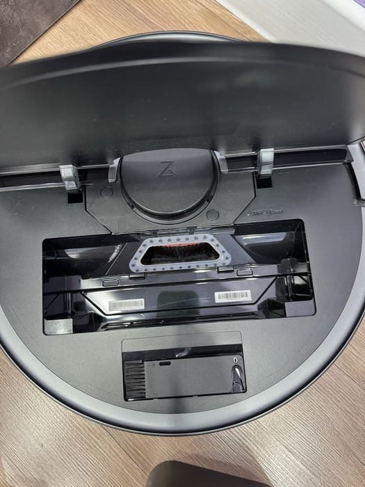 Срочно продам робот-пылесос Roborock S5 MAX