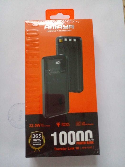 Power Bank зарядный устройства из чытырех функции в комплекте наушник