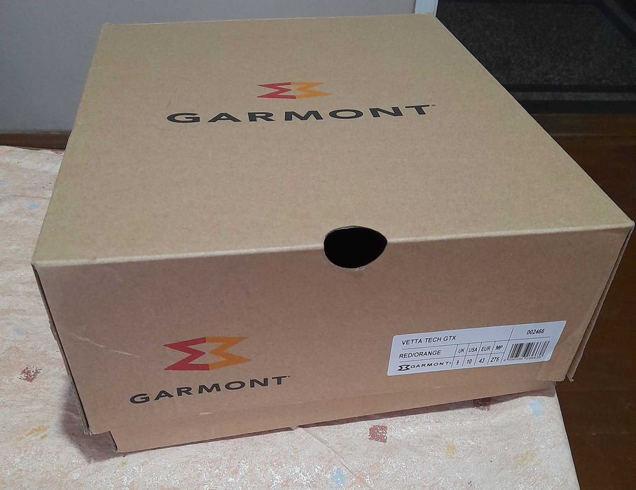 Продавам нови спортни обувки, Garmont, размер 43, внос от Швейцария.