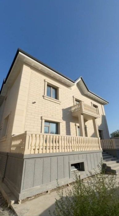 Sotiladi Дом Мирабад Махаля Карасу 8,21 сотки 3 уровня ор. Рисовый