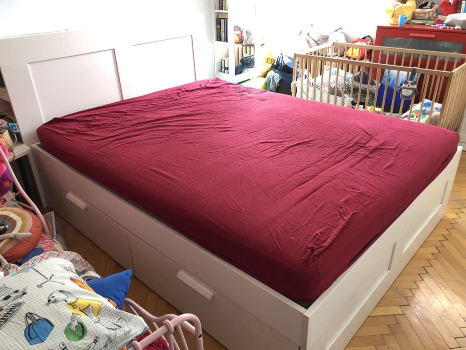 IKEA BRIMNES спалня с чекмеджета и табла – 160x200 см + матрак