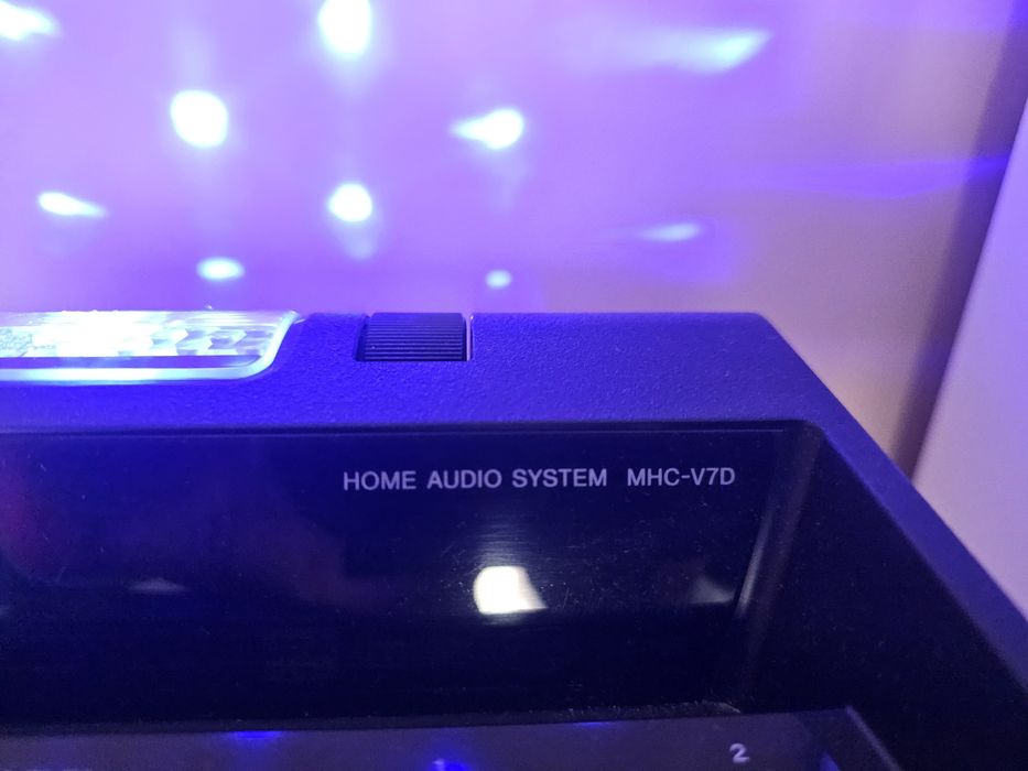 Домашна аудио система Sony MHC-V7D