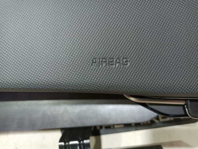 Kia Niro 2023  kit airbag - plansa bord HUD - set centuri de siguranta