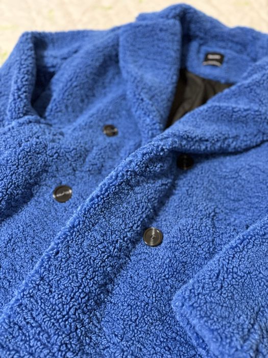 Яркосиньо палто Bershka Teddy Coat