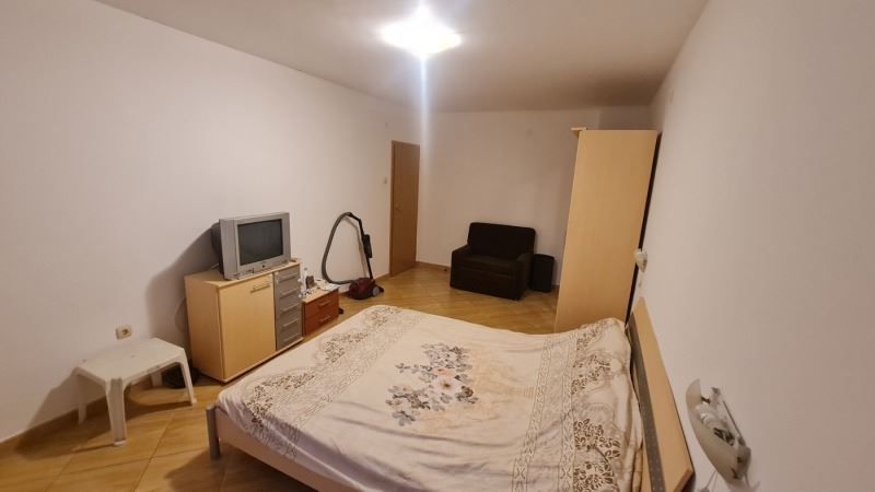 Продава се Тристаен апартамент в к.к. Слънчев бряг - 118 кв.м за 814 €/кв.м - Снимка #4