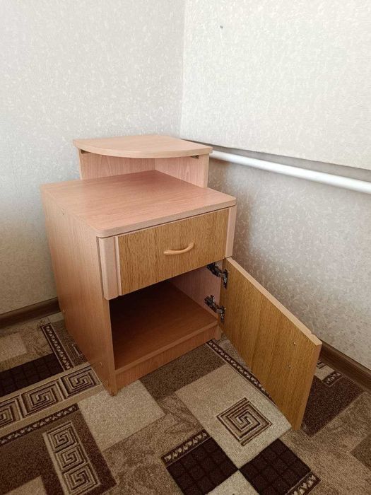 Продам  прикроватные тумбы в хорошем состоянии