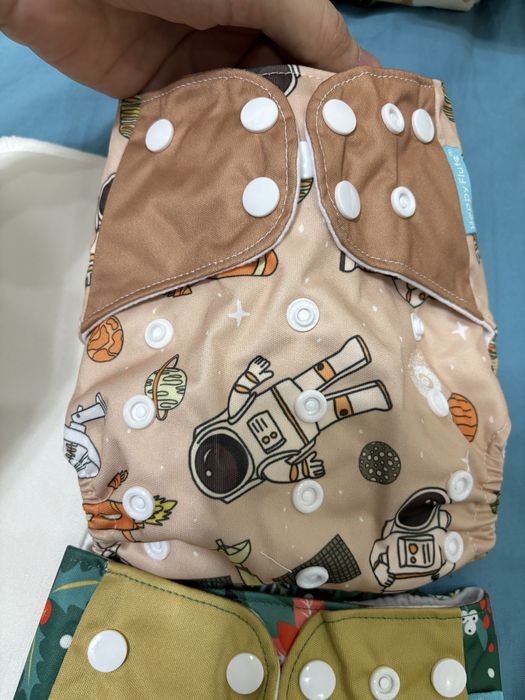 2 ta ko’p martalik pampers va 2 ta oq qatlami sotiladi