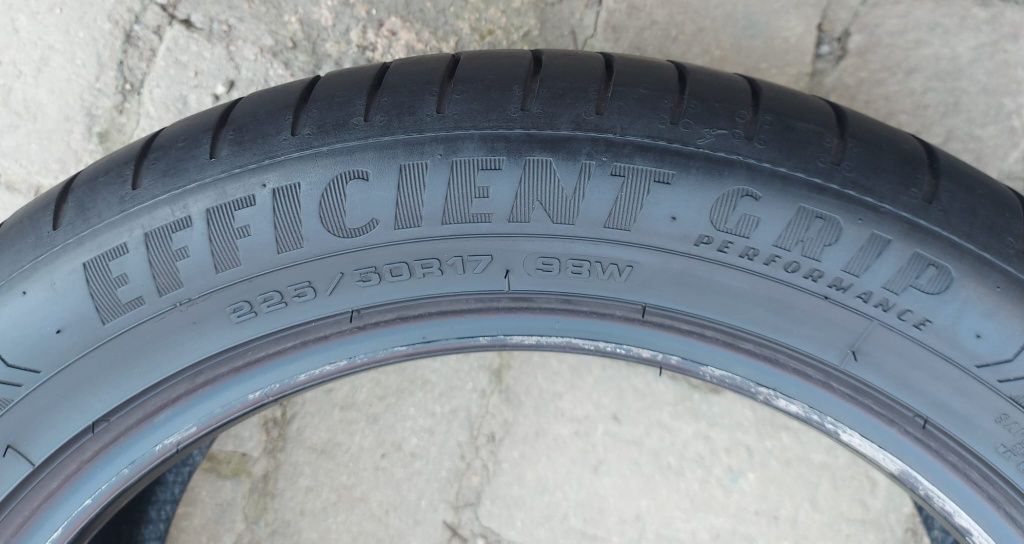 Set 2buc 225/50 R17 98W XL Goodyear Eficient Grip Performace vară