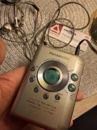 Mini casetofon Panasonic cu radio