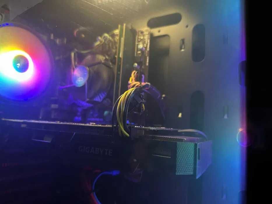 Геймърски Компютър I5-4590, 8GB, RX470 4GB, 120GB SSD, 500GB HDD NORGB