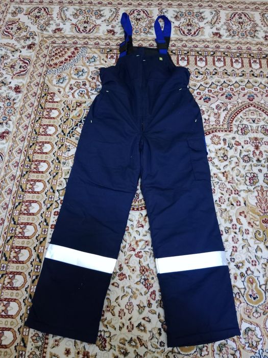 Продам зимний комбинезон.