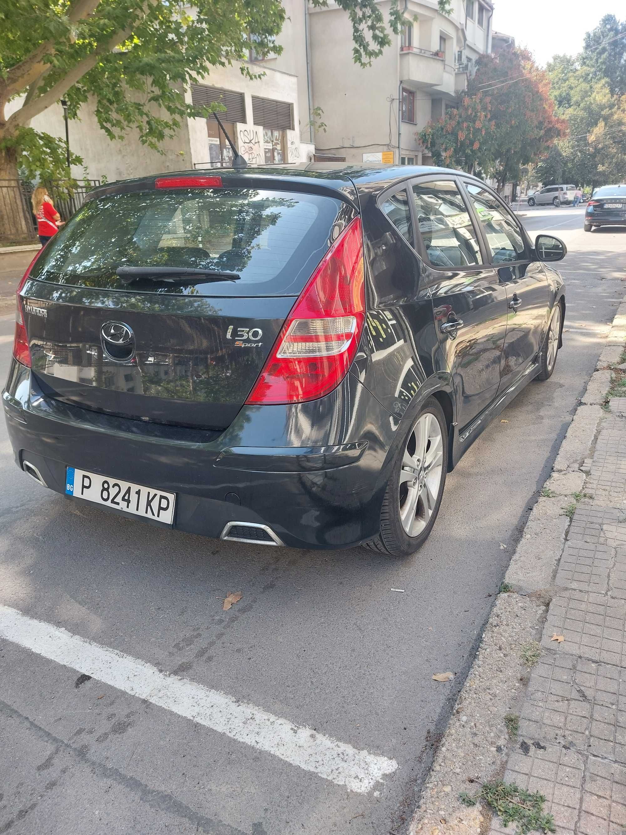 Продавам Hyundai i30