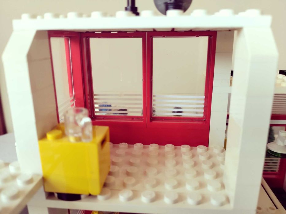 Lego 6380 Emergency Treatment Center