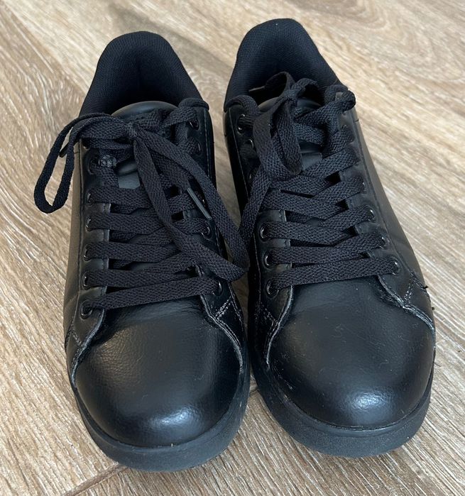 Спортни обувки, номер 37