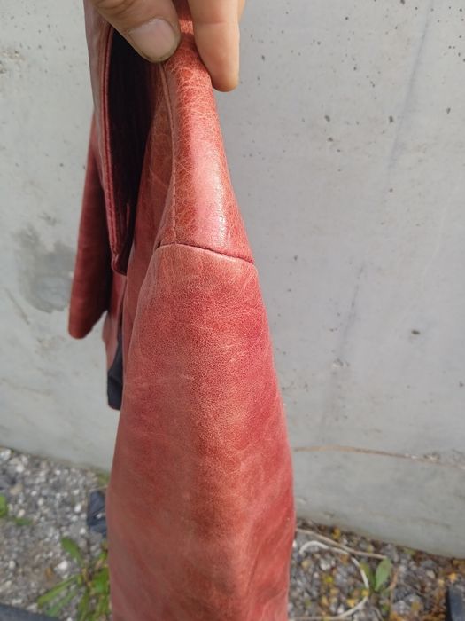 Дамско сако ,естествена кожа .