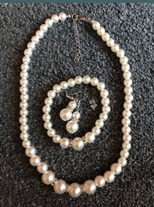 Vand set bijuterii perle