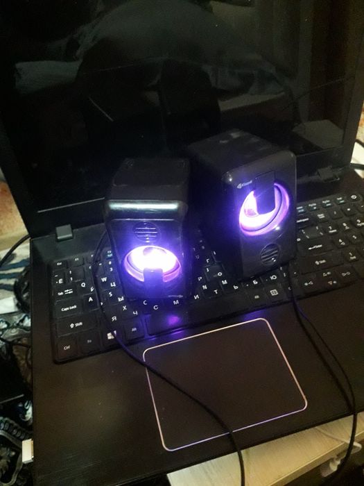 KALONKA NOUTBUK KOMPYUTER uchun srochni sotiladi