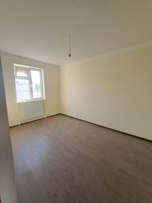 Katej sotiladi sharshara 2 sutixli 3 xona.