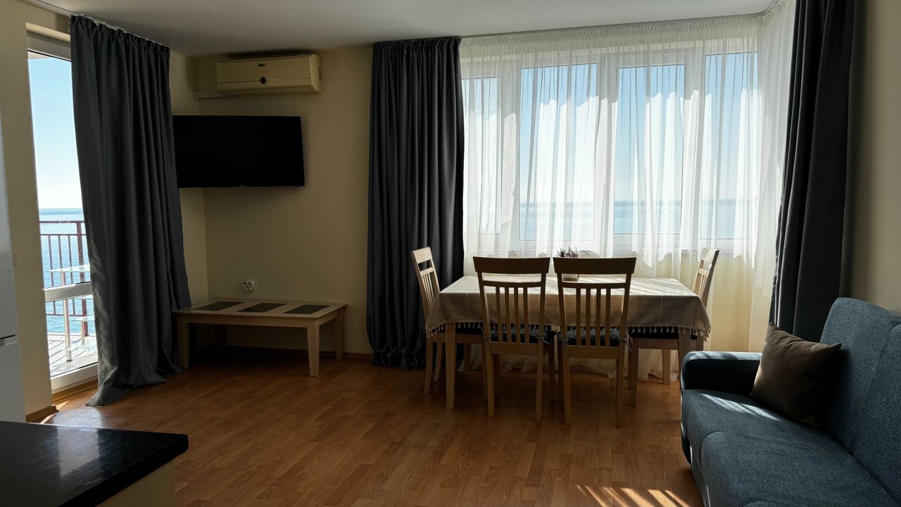 Продава се Тристаен апартамент в к.к. Елените - 96 кв.м за 1303 €/кв.м - Снимка #2