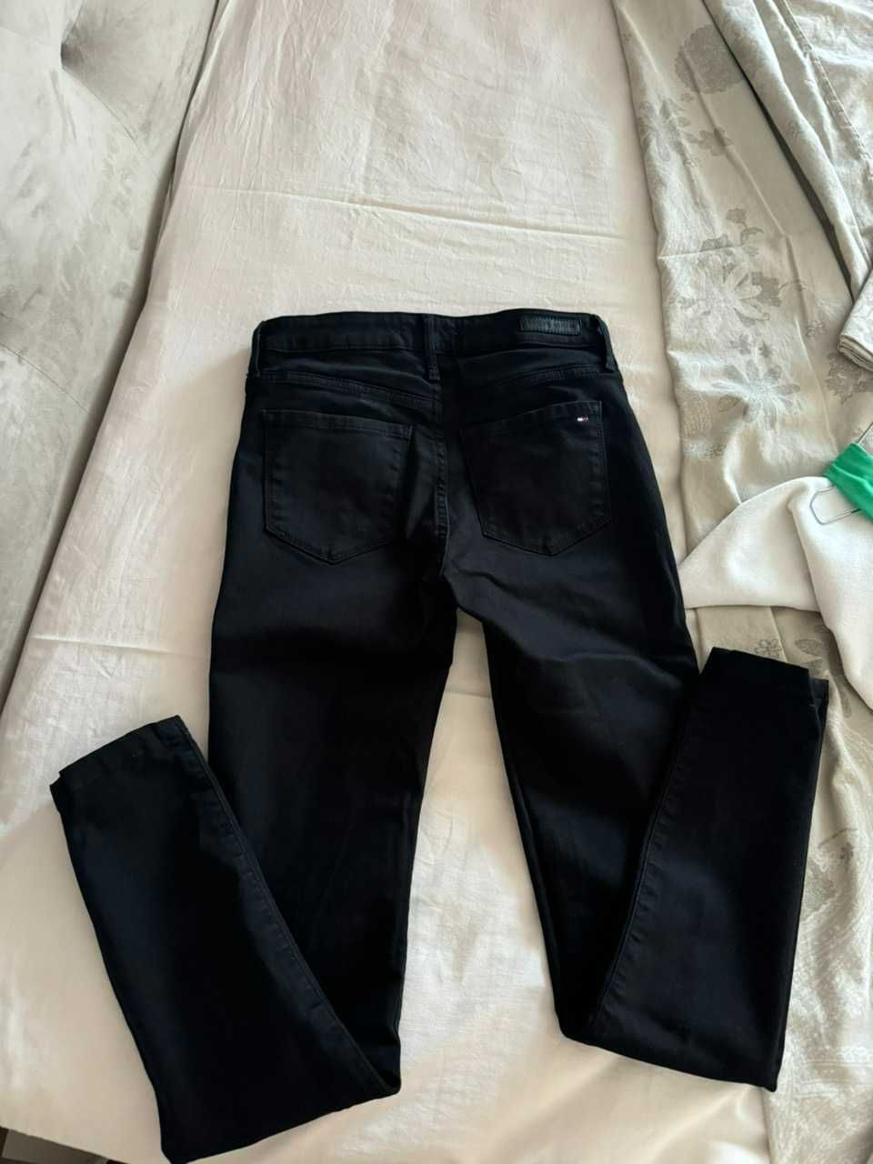 Tommy Hilfiger дънки