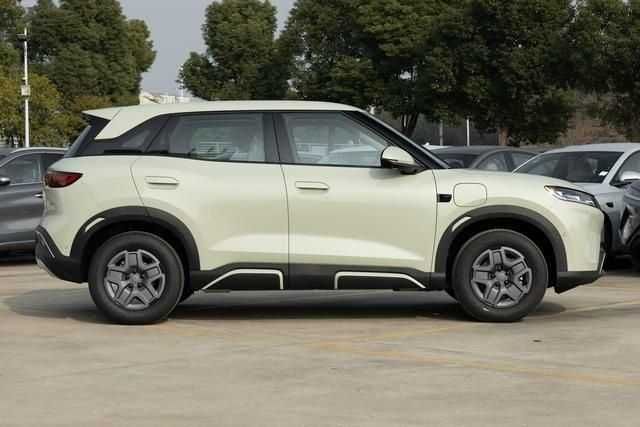 BYD YUAN UP Smart Drive 2025