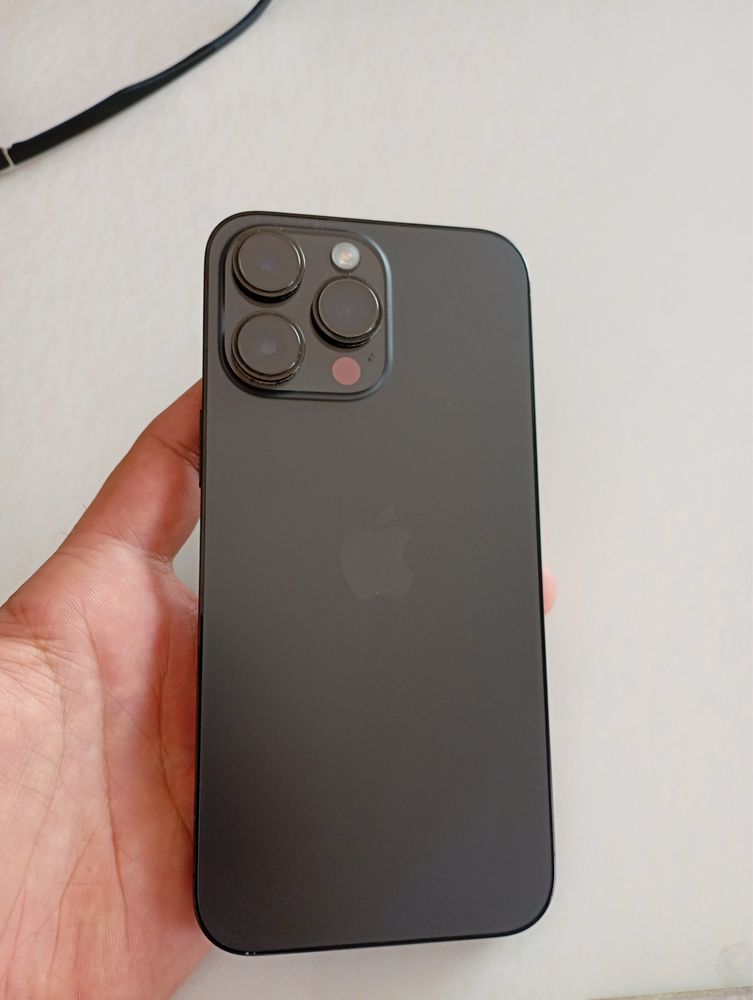 IPhone 14 pro max с горянтияй