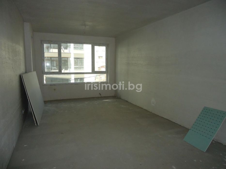 Продава се Двустаен апартамент в София, Малинова долина - 76 кв.м за 1786 €/кв.м - Снимка #3