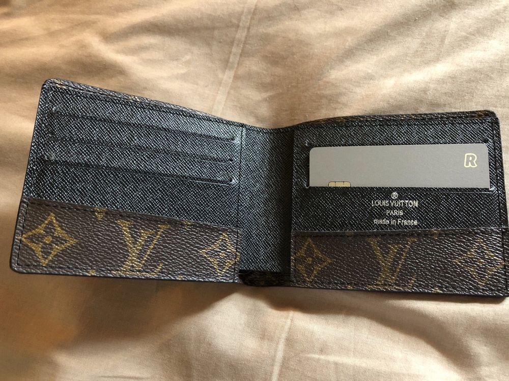 Vand portofel Louis Vuitton, monogram