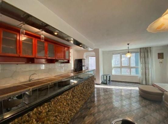 Дава се под наем Тристаен апартамент в София, Лагера - 109 кв.м за 800 € - Снимка #2