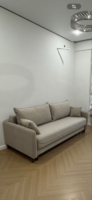 Продается диван 2.10