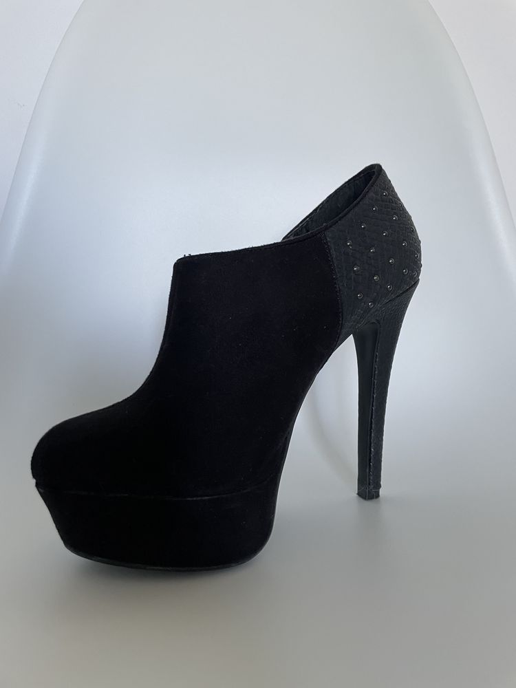 Botine cu toc New Look