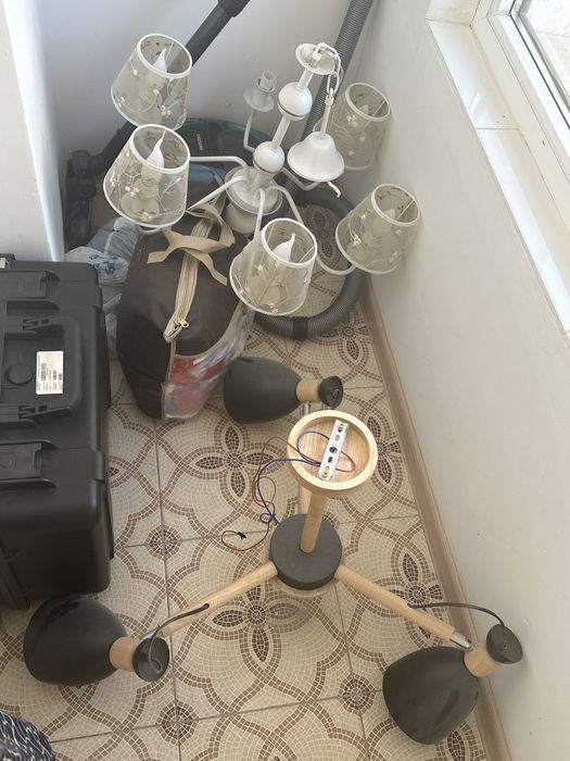 Люстры 2 штуки