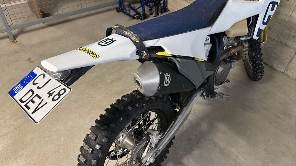 Husqvarna 250 4 timpi (an 2020) inmatriculata