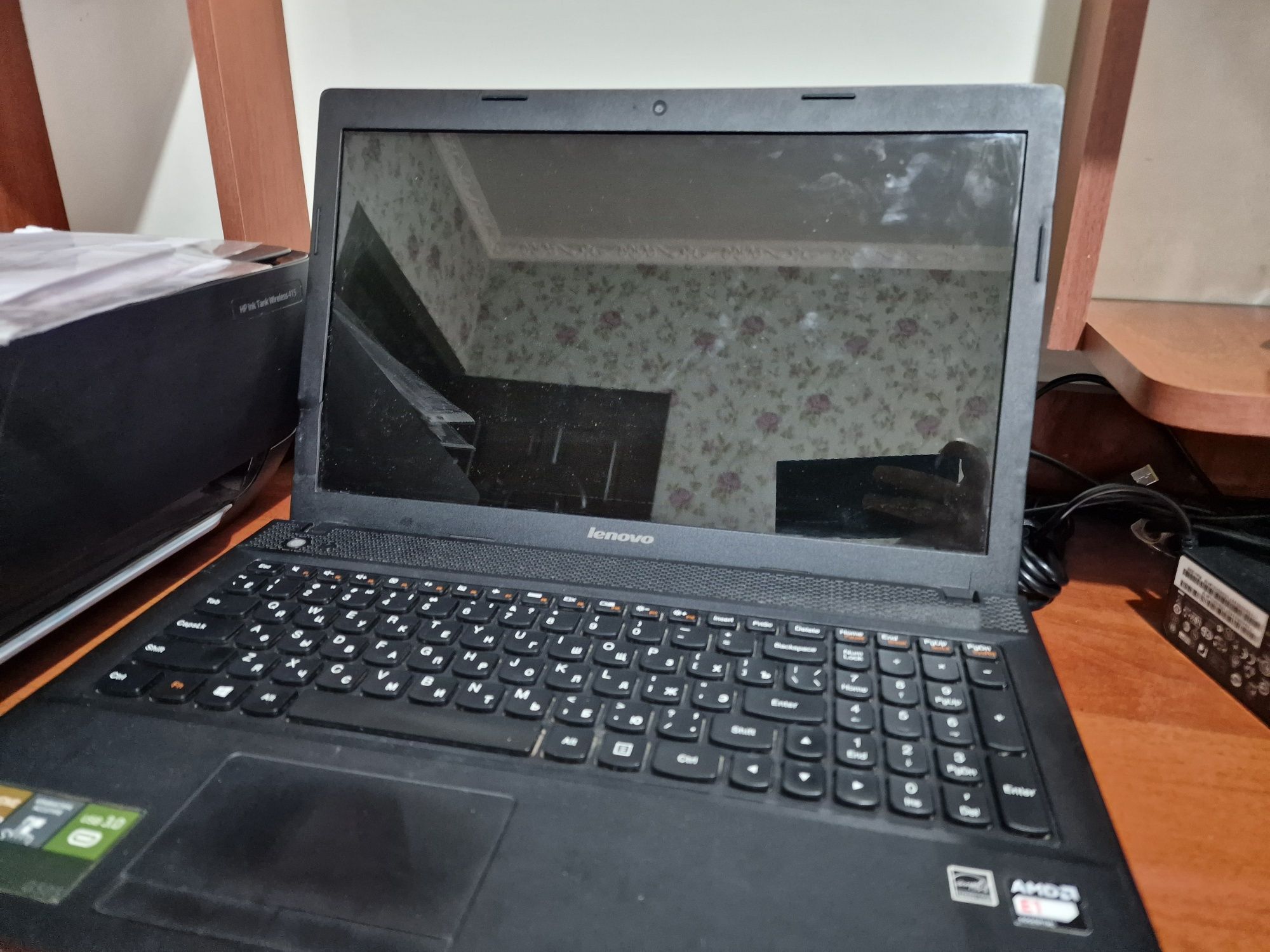 Notbuk Lenevo ofisniy sotiladi srochna