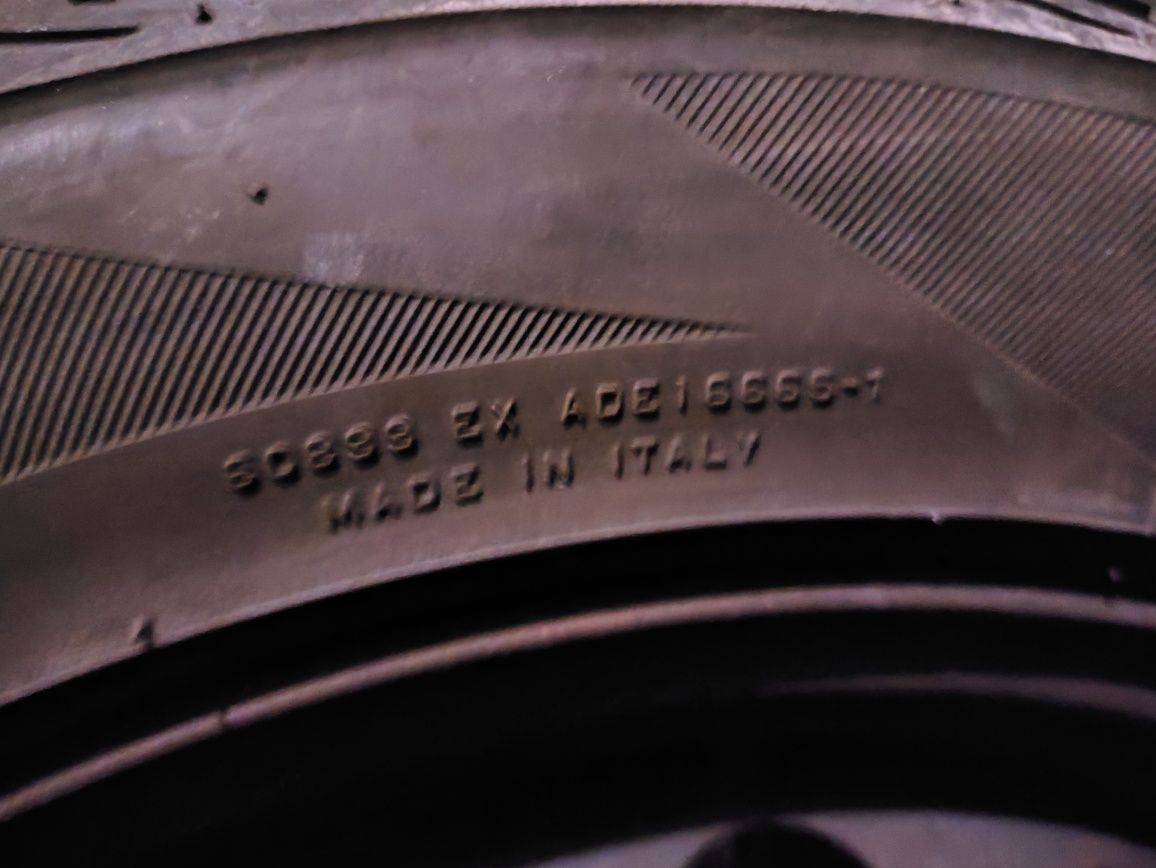 Зимни гуми Dayton DW 510 205/50/16 с оригинални джанти Audi 5х100