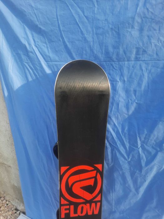 сноуборд   FLOW rhythm  140см. с автомати.