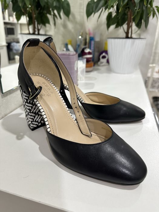 Боссоножки и шлепки respect кожа