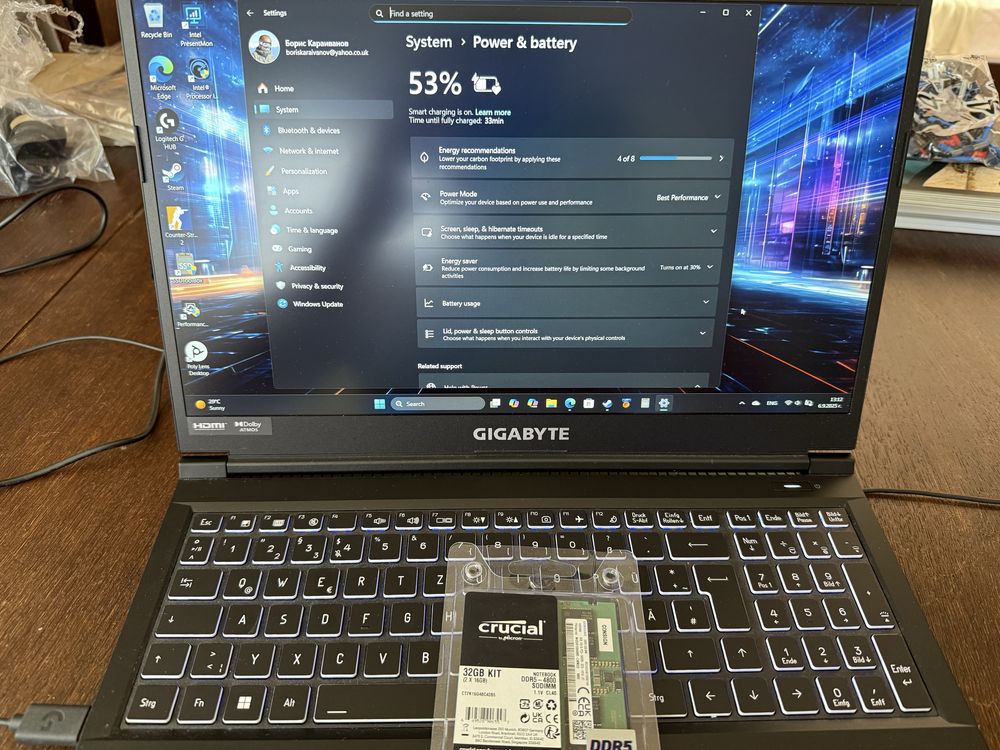 Лаптоп GIGABYTE G5 MF5 i7-13620H RTX 4050 32GB DDR5 1TB WIN11