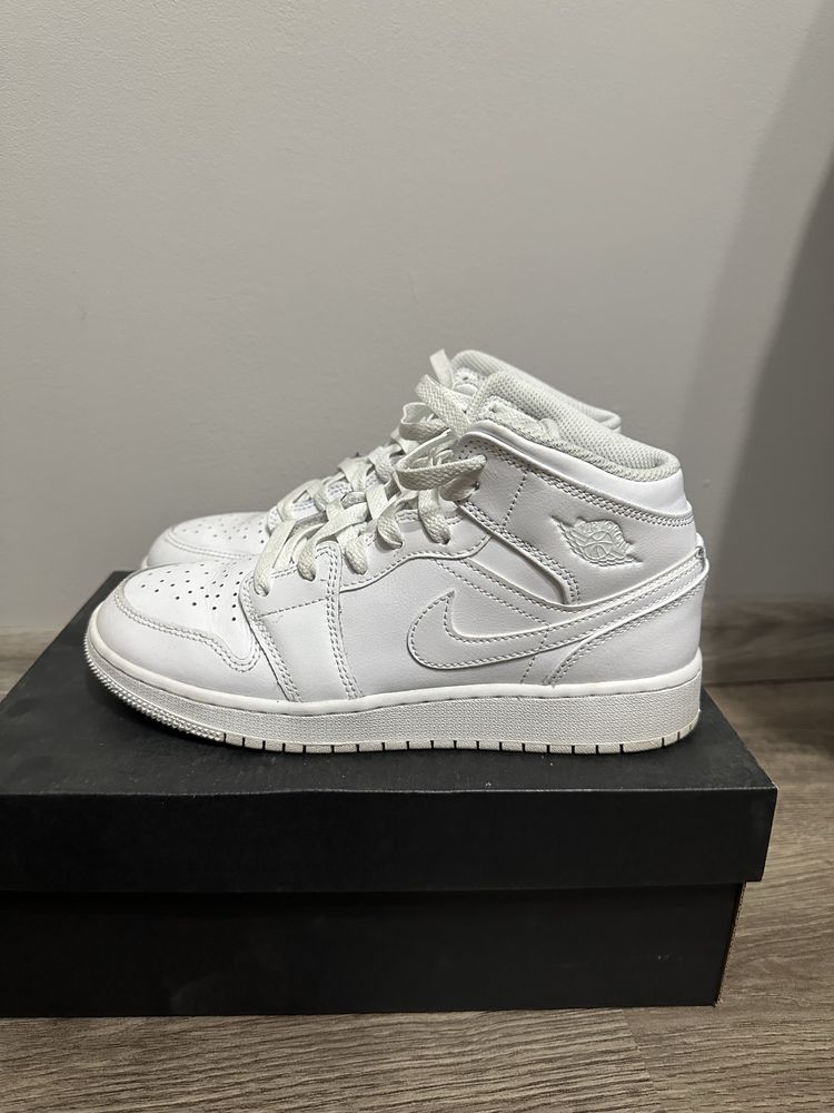 Nike Jordan 1.